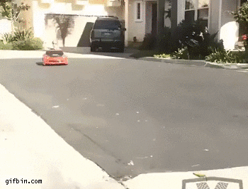 002giphy.gif
