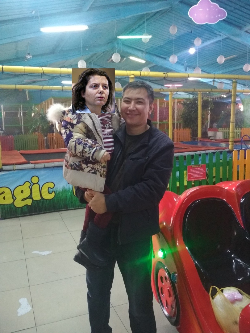 12664332.jpg