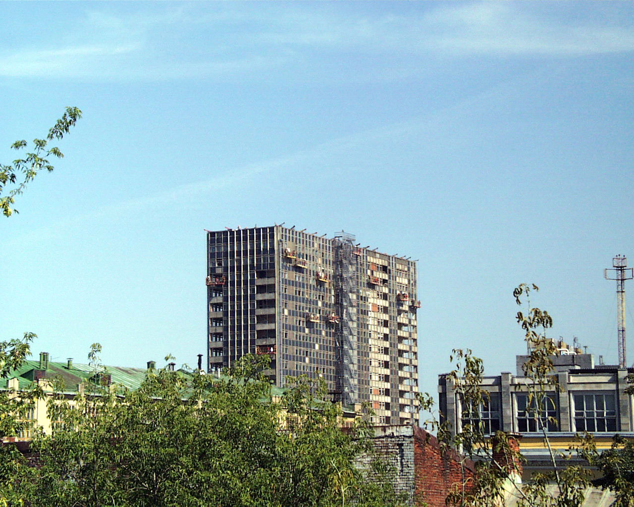 19(2)-07-2002.jpg