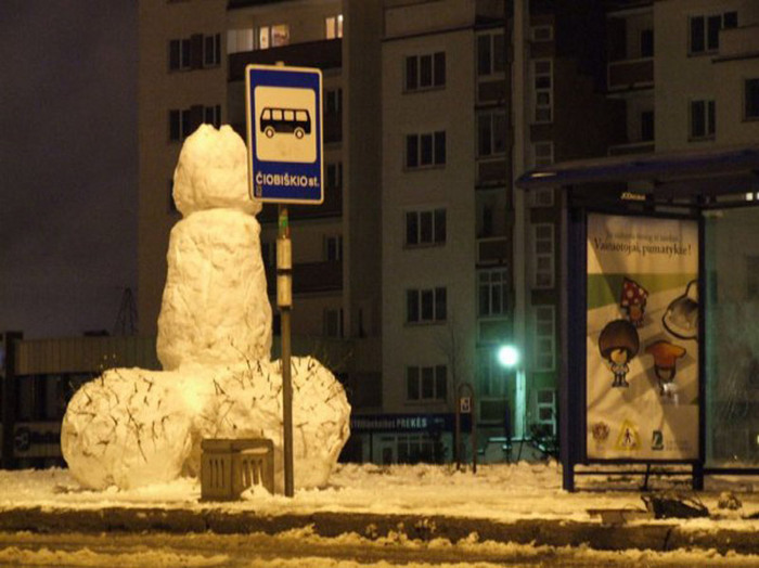 4869216_16bigpenis.jpg