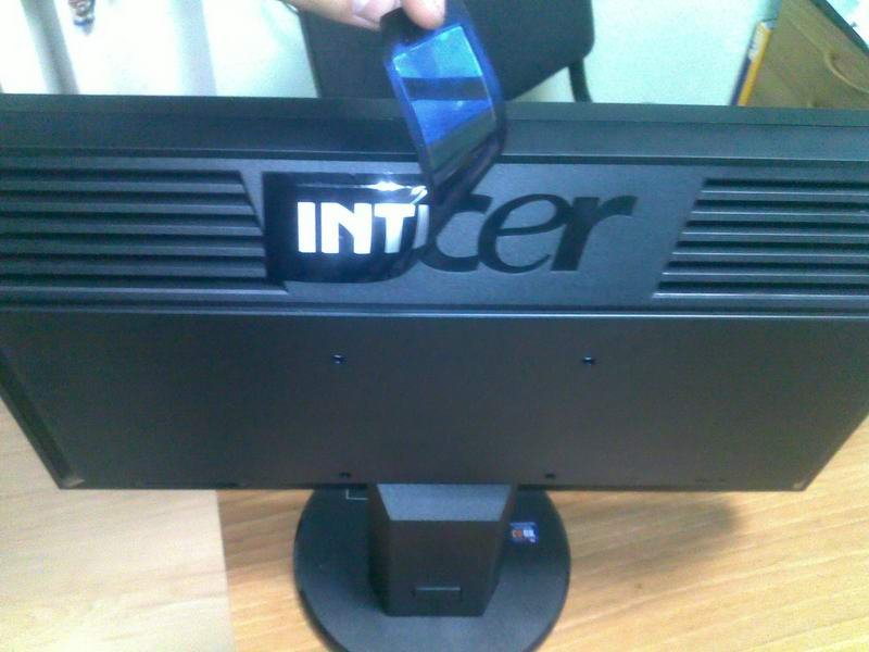 acer_04.jpg