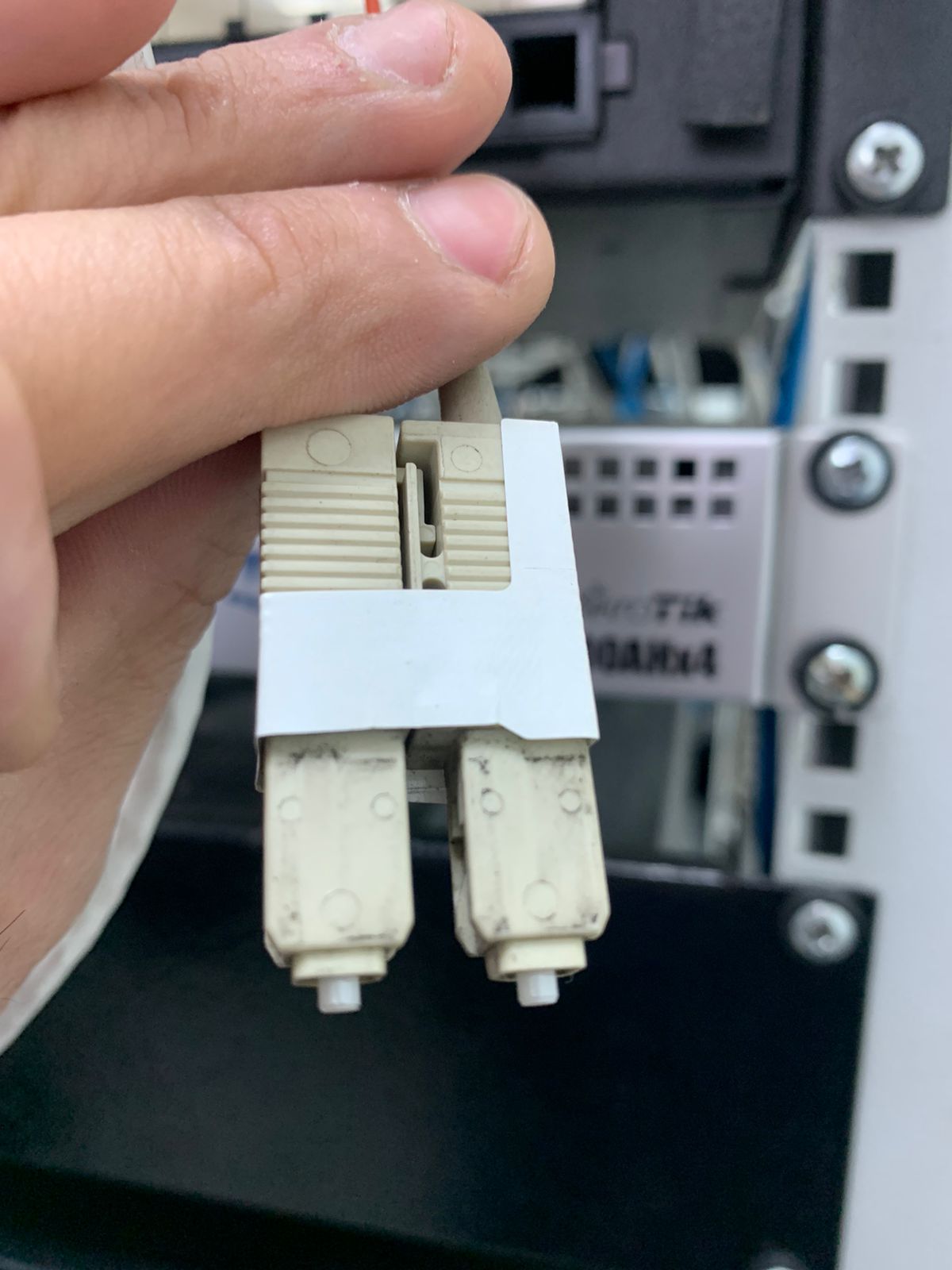 connectorSM.jpg