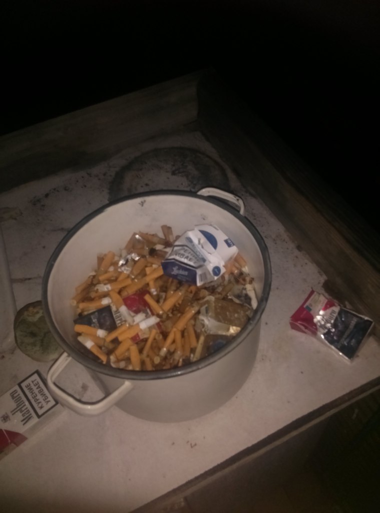 i6H5yZ9vJRM.jpg