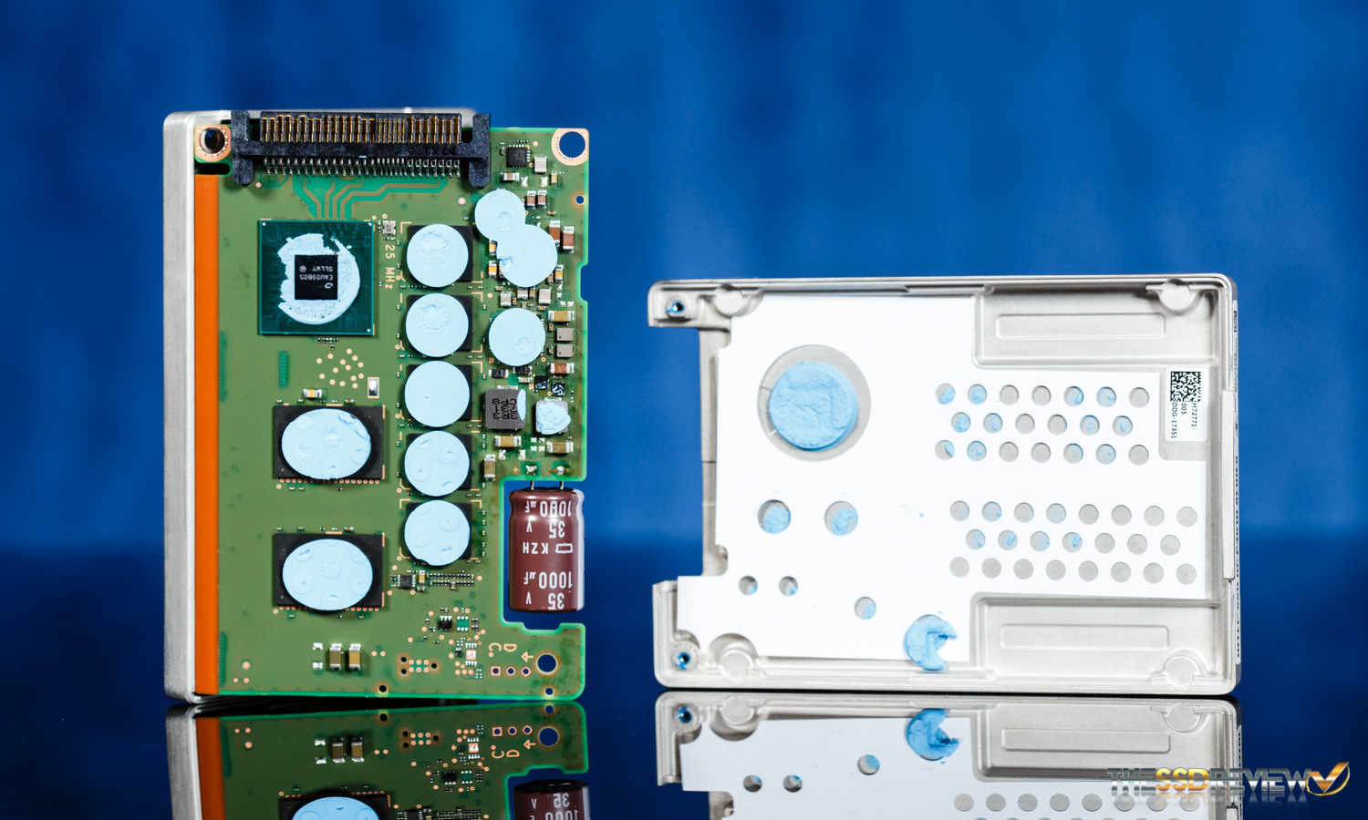 Intel-SSD-DC-P4510-Tear-down.jpg