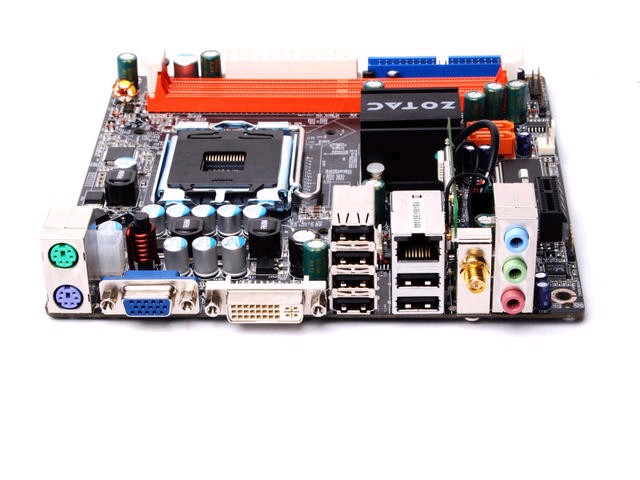 matplatazotacnf630ihenvidiageforce7100nforce630isocket775miniitxrtl_249672_2.jpg