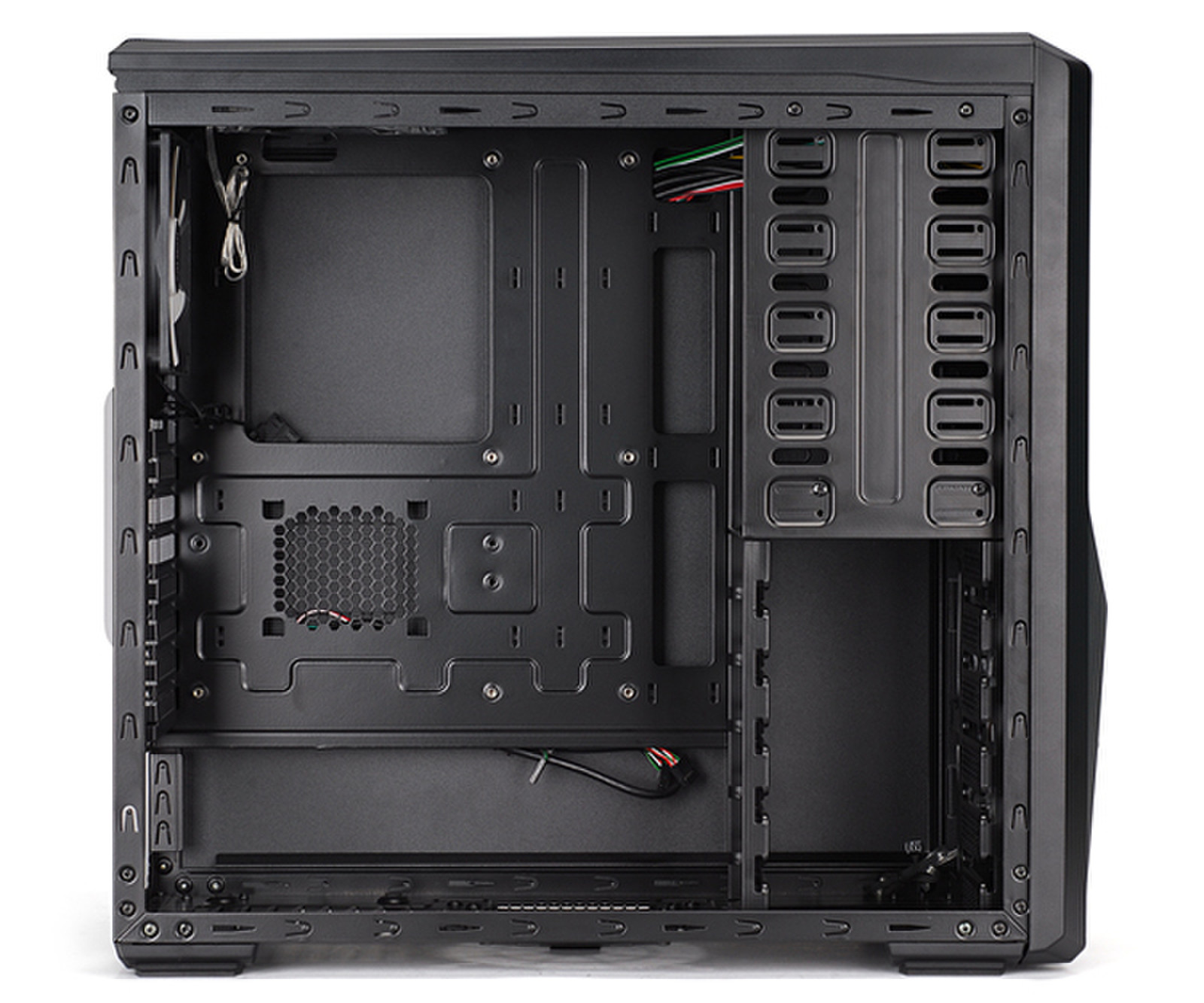 mercatos.i17974324.6.Zalman-Z9-Plus_1600x1600.jpg
