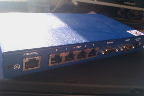 netscreen-5xt-2.jpg