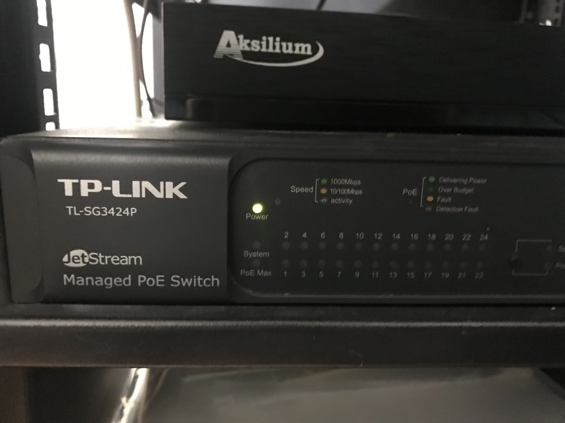 TP-Link TL-SG3424P JetStream.jpg